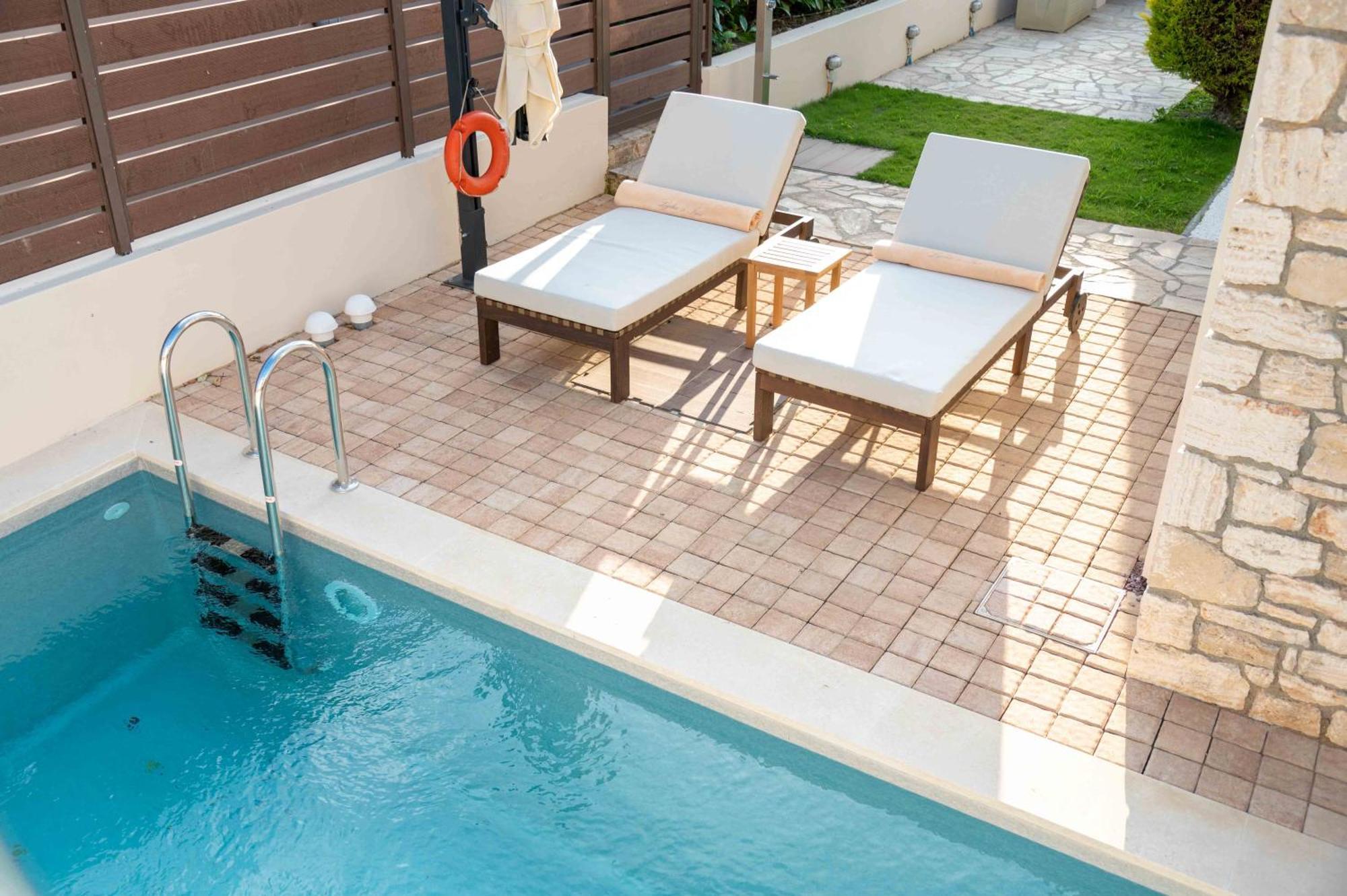 Lydia'S Inn 1 With Private Pool Melíssion Екстериор снимка