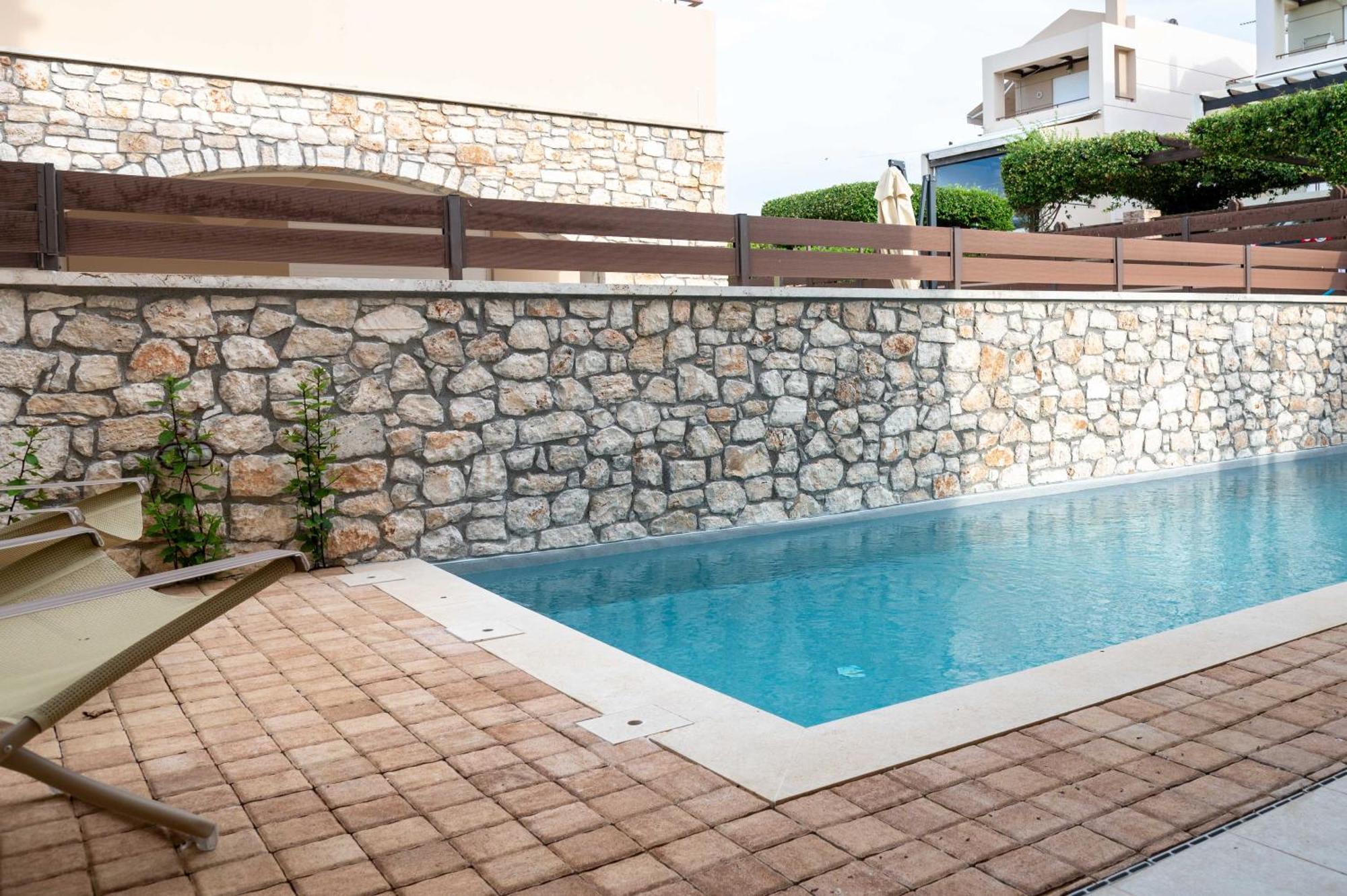 Lydia'S Inn 1 With Private Pool Melíssion Екстериор снимка